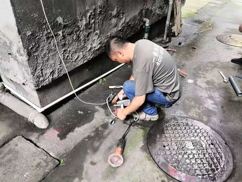 江門水管水龍頭維修-江門暗管漏水補(bǔ)漏-江門管道滲水檢測處理